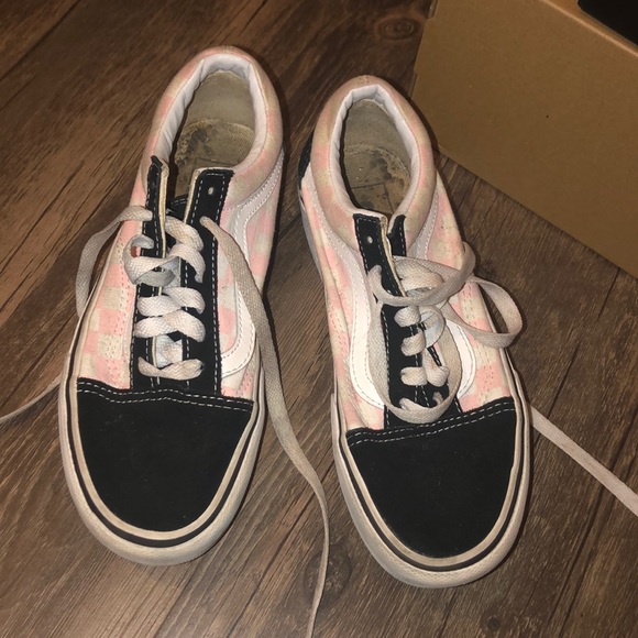 Vans - Picture 1 of 1
